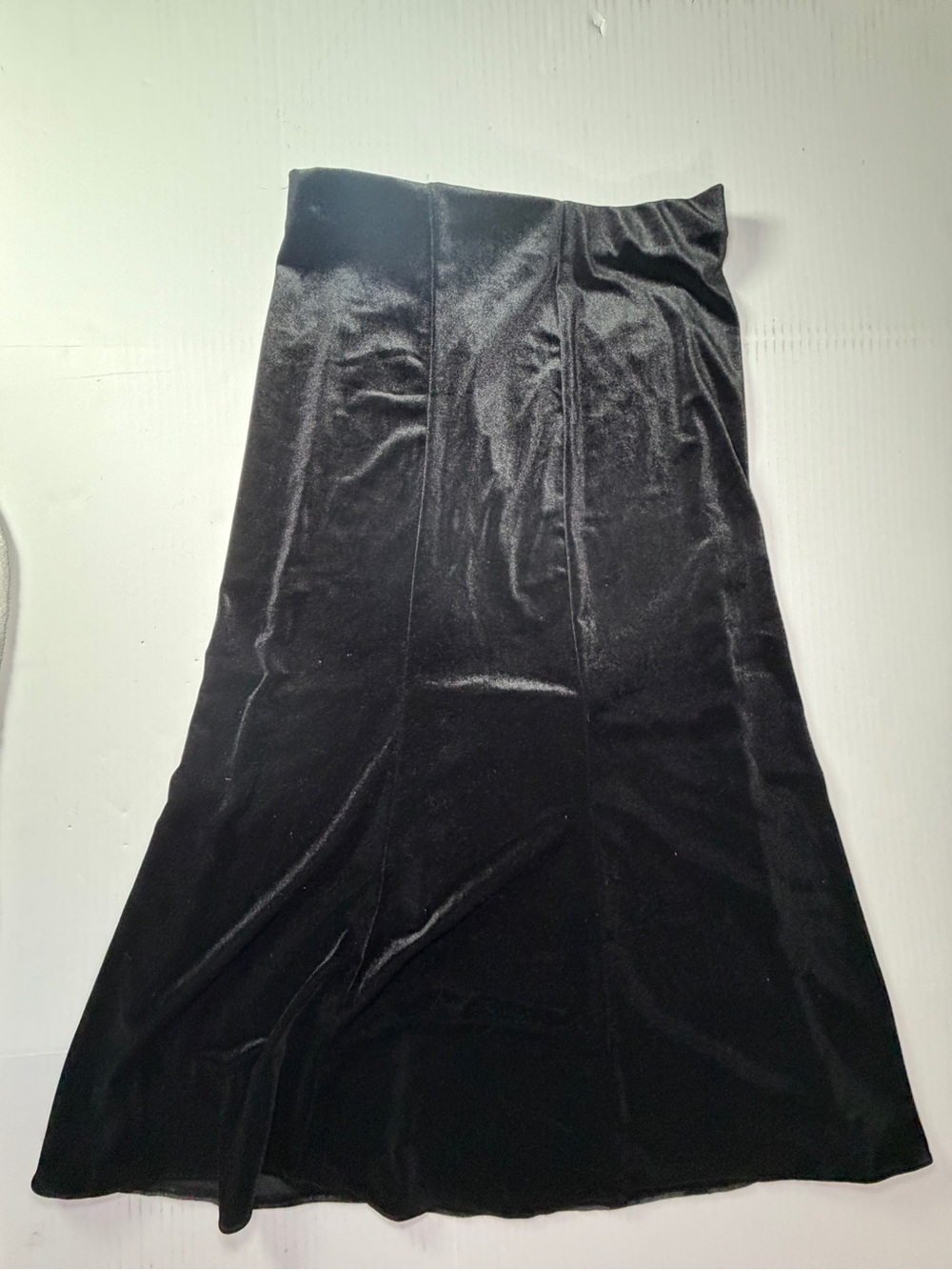Zara Medium Black Velvet Midi Skirt